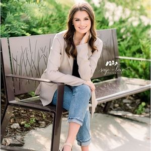 Meet your Posher, Avery